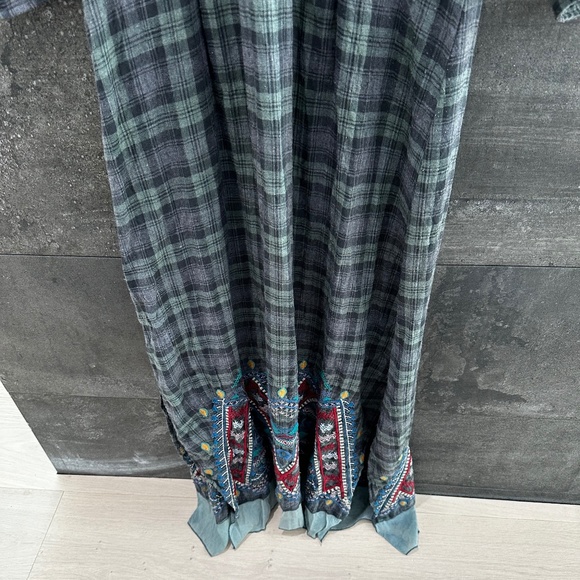Johnny Was 3J Workshop Plaid Flannel Embroidered  Maxi Shirt Dress size S - Picture 11 of 11